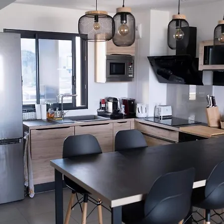 Superbe T2 Climatise, Proche - Belle Vue Apartment