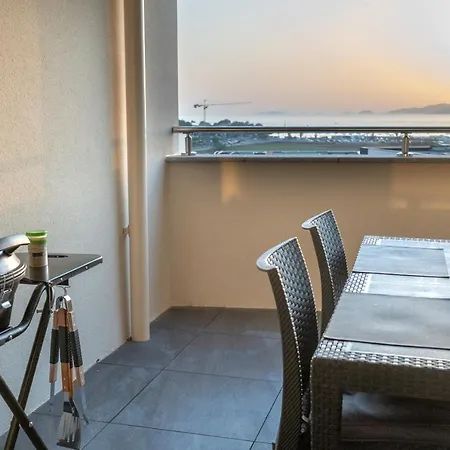 Superbe T2 Climatise, Proche - Belle Vue *