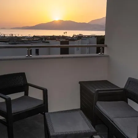 Superbe T2 Climatise, Proche - Belle Vue Apartment *