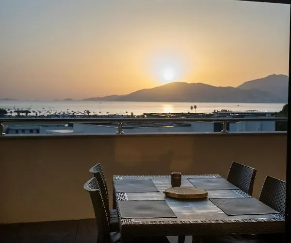 Superbe T2 Climatise, Proche - Belle Vue Apartment